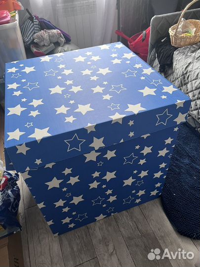 Коробка подарочная