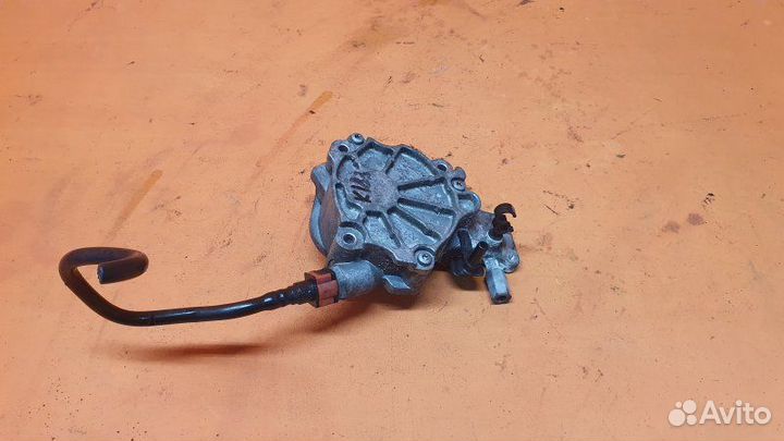 Вакуумный насос Land Rover Freelander LR2 2.2 2007