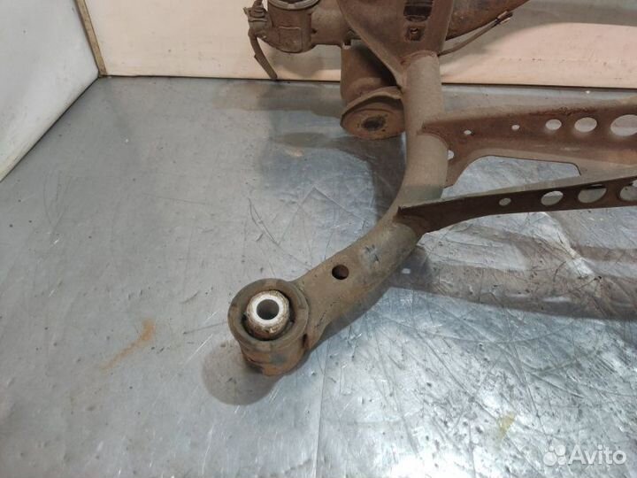 Балка подвески задняя Volkswagen Passat B6 BSE