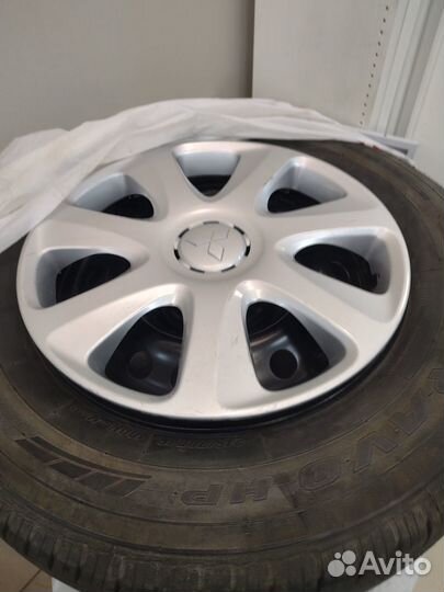 Maxxis Bravo HP-M3 215/70 R16