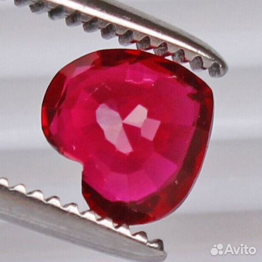 Рубин натуральный 2,64Ct 8х8мм VS Мозамбик