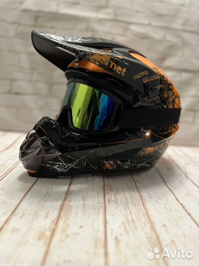 Мотошлем кроссовый