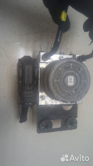 Блок абс, насос Opel Vivaro, 2015