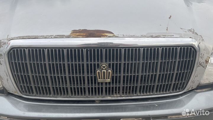 Решетка радиатора toyota crown majesta