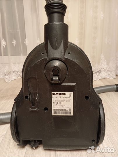 Пылесос Samsung 1800W