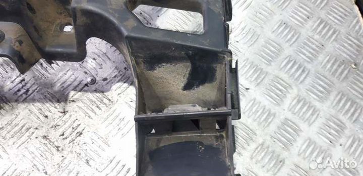 Кронштейн заднего бампера левый Renault Megane 3