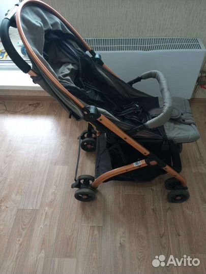 Прогулочная коляска Farfello книжка