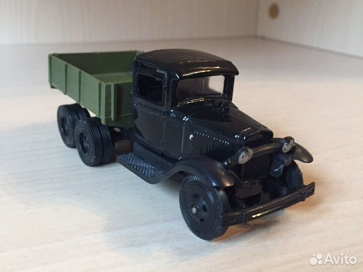 Газ-ааа (1:43)