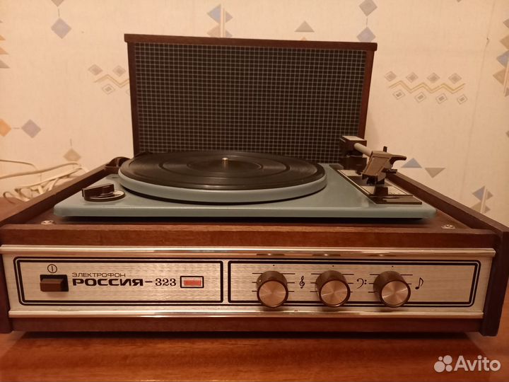 Электрофон Россия 323
