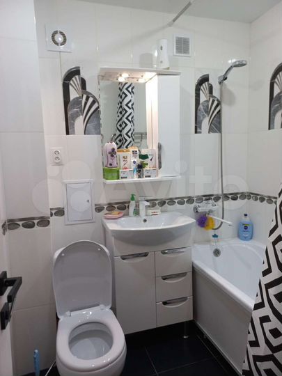 2-к. квартира, 50 м², 1/5 эт.