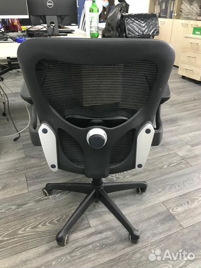 Компьютерное кресло Tipo