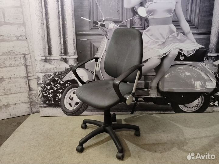 Кресло компьютерное Комфорт, ткань б/у 12-001