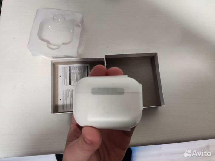 Беспроводные наушники airpods pro