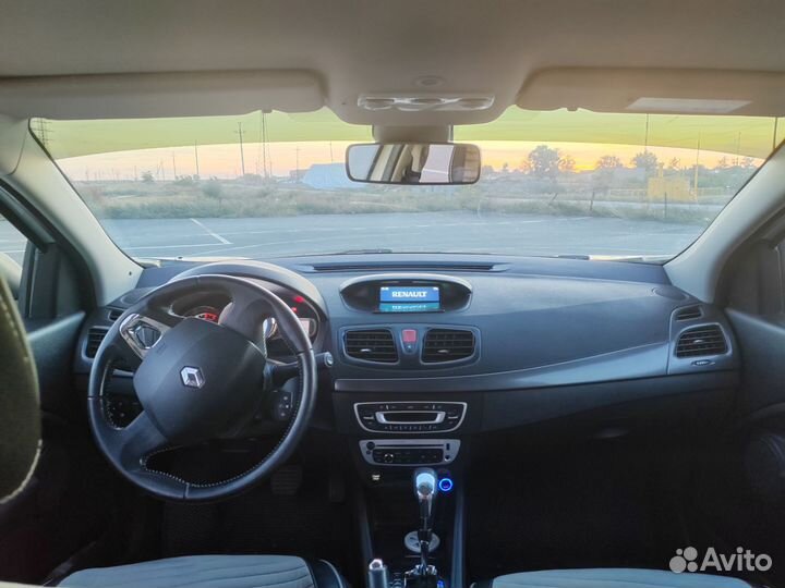 Renault Fluence 1.6 CVT, 2014, 175 000 км