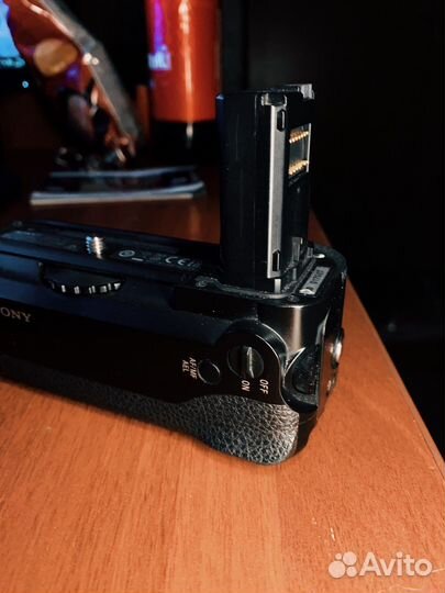 Sony батарейный блок