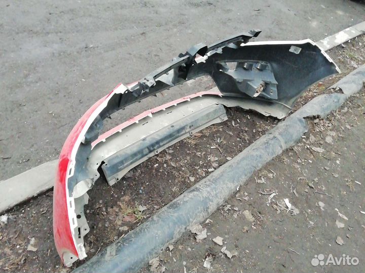 Бампер бу renault sandero