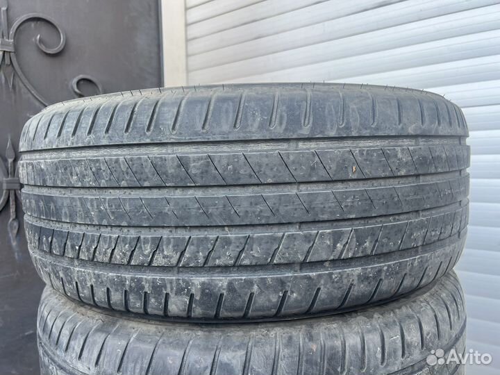 Bridgestone Alenza 001 245/50 R19