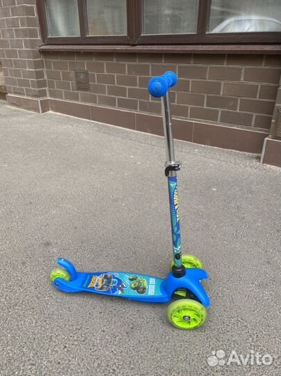Самокат детский трехколесный бу
