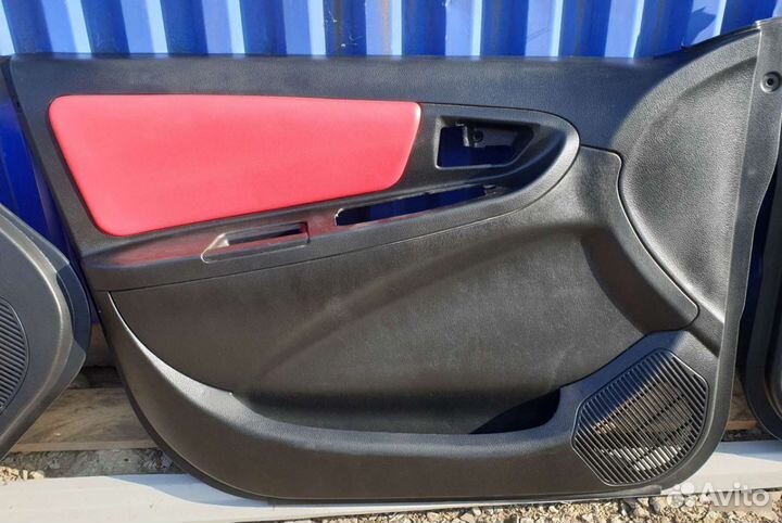 Обшивки дверей Geely MK Kross