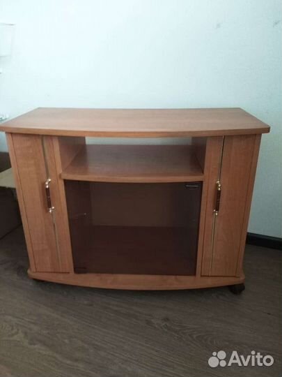 Тумба под телевизор