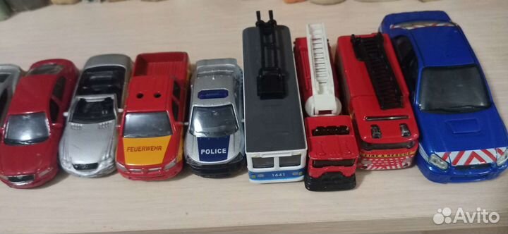 Машинки игрушки
