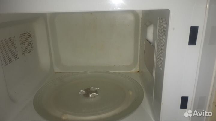 Микроволновая печь tesler