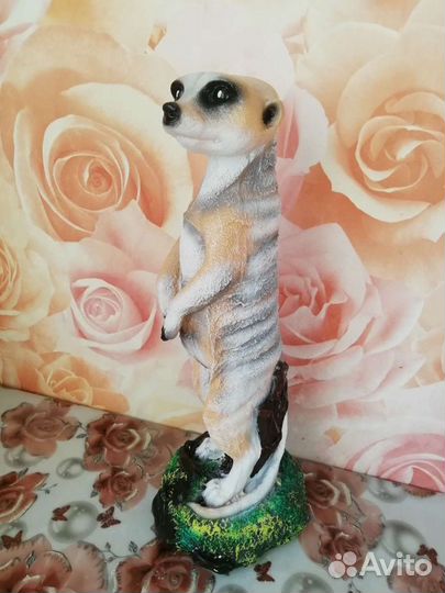 Клёвый сурикат - садовая фигурка