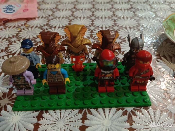 Оригинальные лего фигурки, предложите свою цену