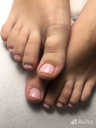 Маникюр,наращивание, педикюр,услуги для волос