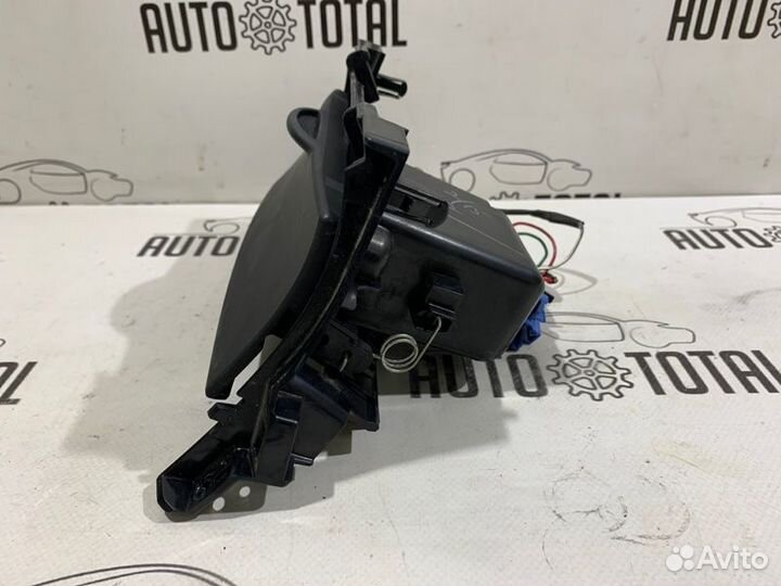 Пепельница Toyota Corolla 150 1ZR 2008