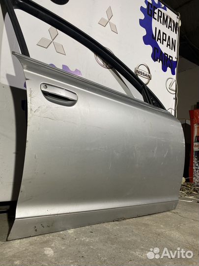 Передняя правая дверь Audi A6 C6