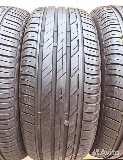 Bridgestone Turanza T001 215/55 R17 94V