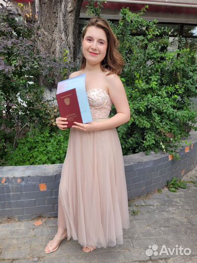 Репетитор по вокалу