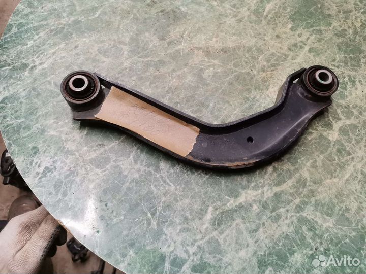 Рычаг задний левый верхний Kia Optima 4 JF
