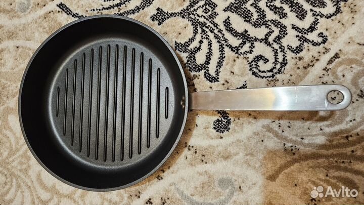 Сковородка IKEA