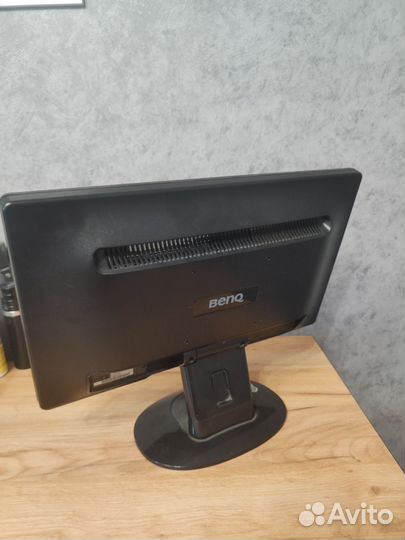 Монитор Benq 1366х768