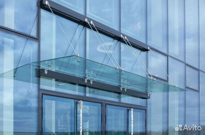 Стеклянные козырьки по индивидуальному дизайну