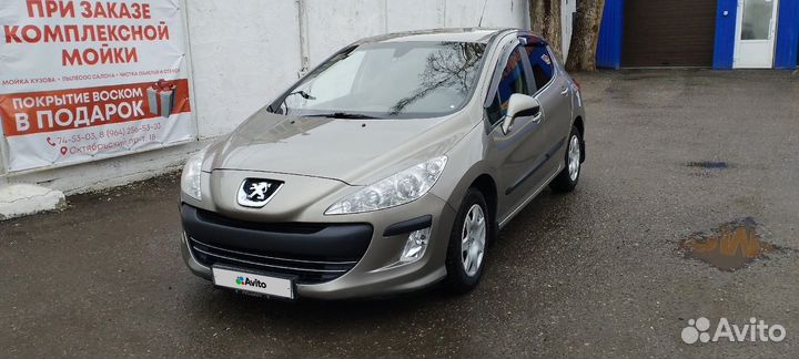 Peugeot 308, 2011