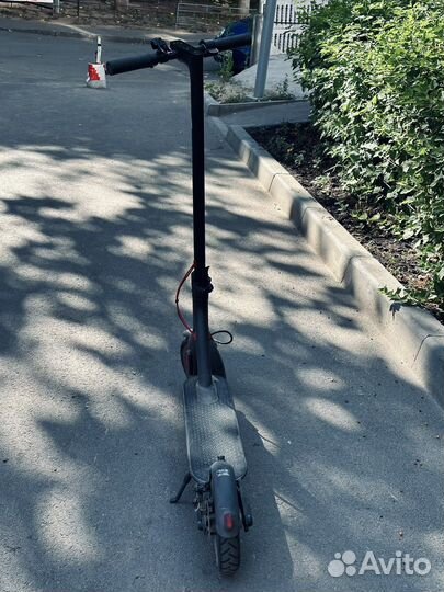 Электросамокат Xiaomi mijia m365 Pro
