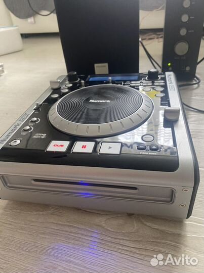 DJ CD/USB-проигрыватель Numark iCDX + микшер