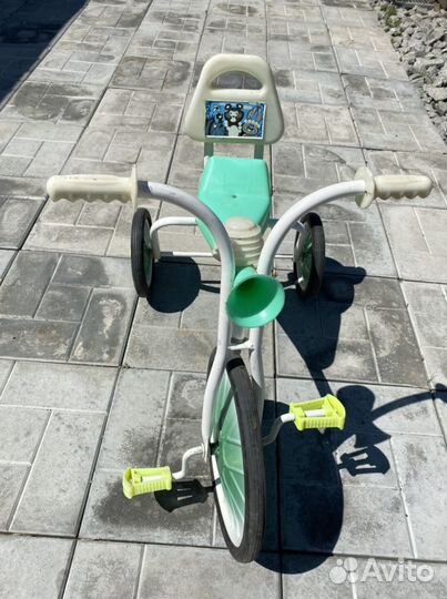 Велосипед трехколёсный
