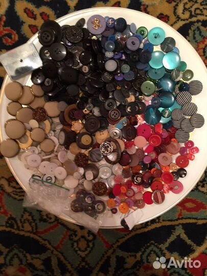 Пуговицы