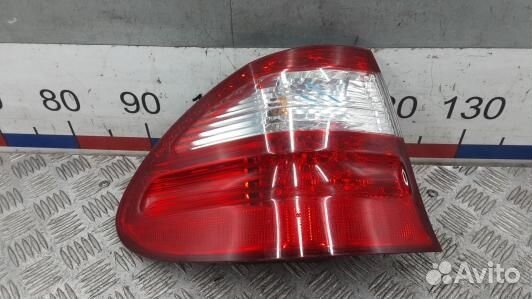 Фонарь задний левый mercedes benz E-class W211 (UM