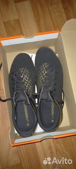 Футбольные шиповки nike