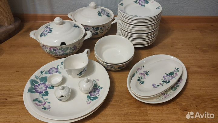 Сервиз столовый (37 предметов)