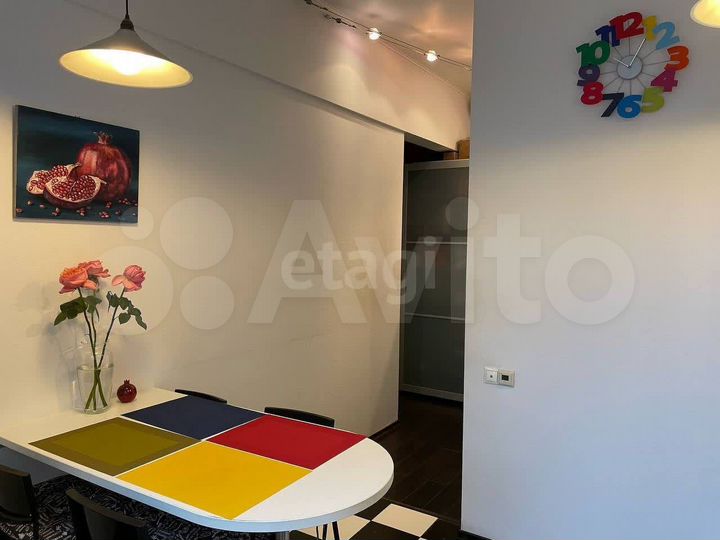 2-к. квартира, 55,9 м², 2/5 эт.