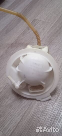 Фланец с топливным фильтром VW touareg 2002-2010