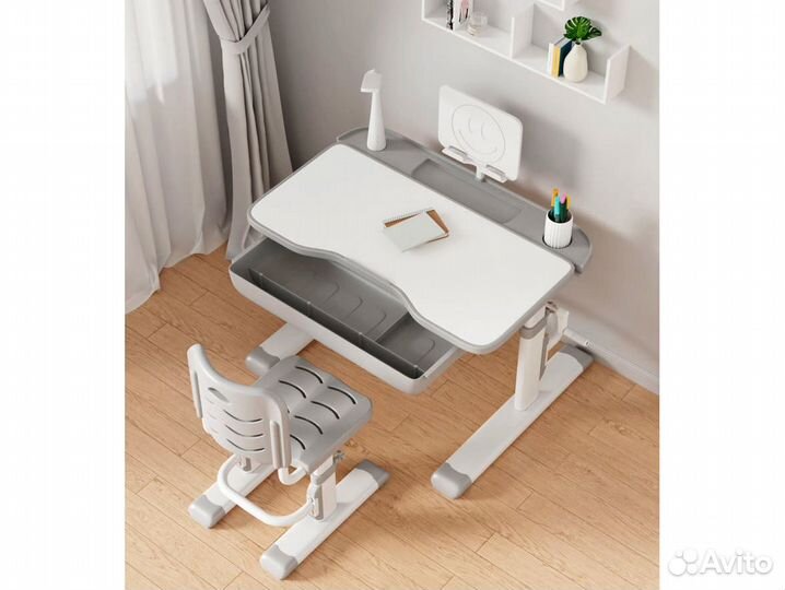 Детская Растущая Парта +Стул +LED лампа Lott Amigo