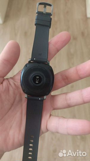 Часы Samsung Gear sport