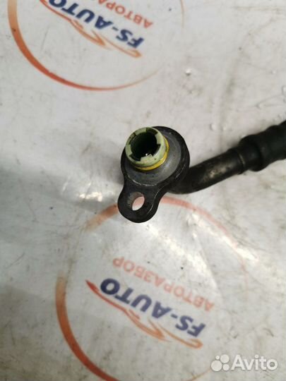 Трубка кондиционера Volvo V60 2.0 дизель D5204T